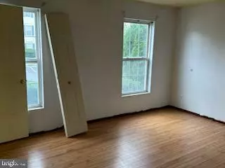Delran, NJ 08075,85 FOXGLOVE DR