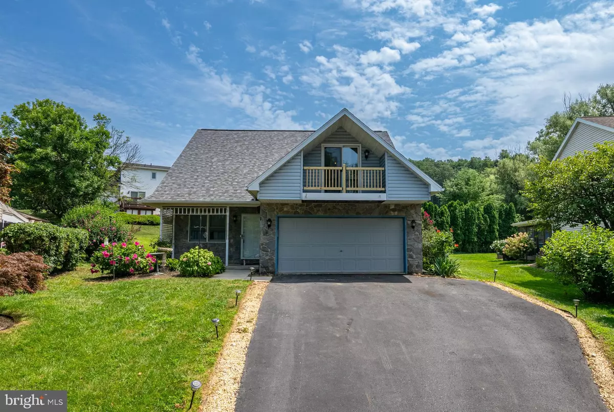 Blandon, PA 19510,212 CALLERY DR