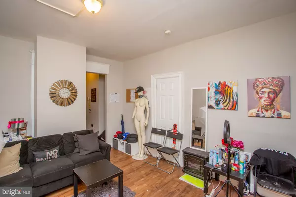 Philadelphia, PA 19141,4723 N 15TH ST