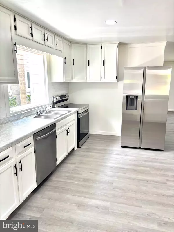 Lewistown, PA 17044,880 PARCHEYTOWN RD