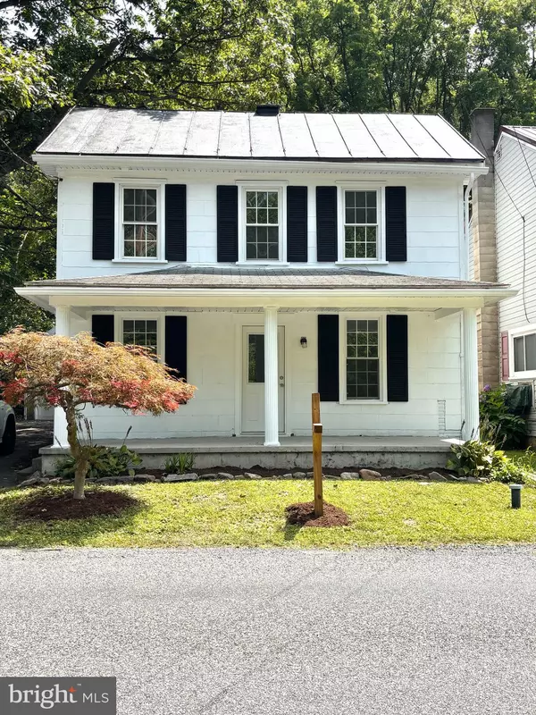 880 PARCHEYTOWN RD, Lewistown, PA 17044