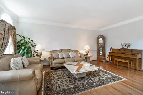 Bethlehem, PA 18020,4178 REXFORD DR