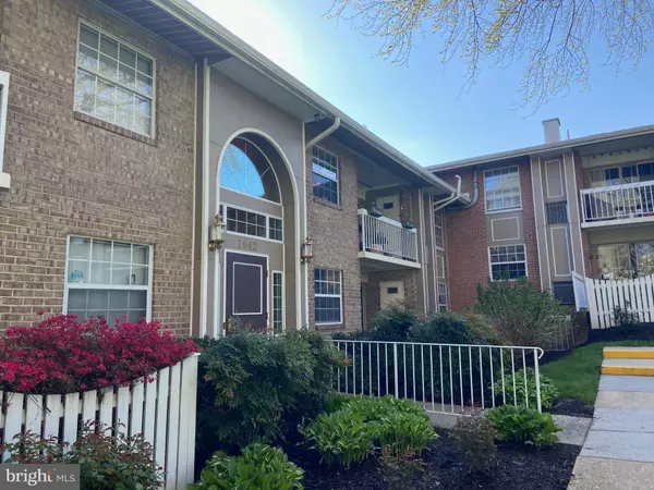 1942 KENNEDY DR #104, Mclean, VA 22102