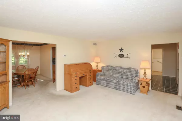 Pasadena, MD 21122,1533 PALM CT