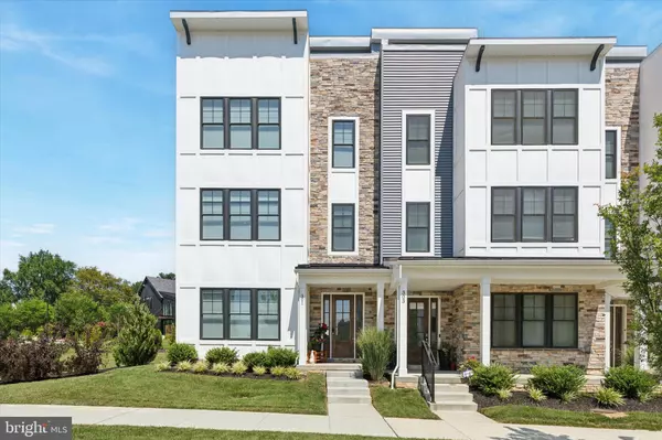 301 W SQUIRE DR,  Newtown Square,  PA 19073