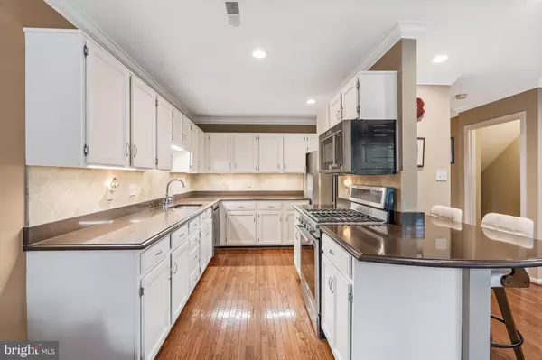Centreville, VA 20120,14514 EDDY CT