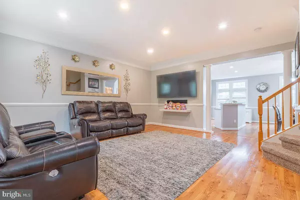 Chantilly, VA 20152,25358 HERRING CREEK DR.