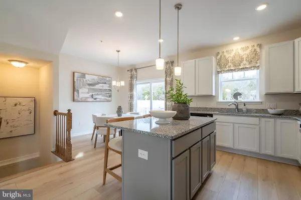 Millville, NJ 08332,16 WHITAKER CT
