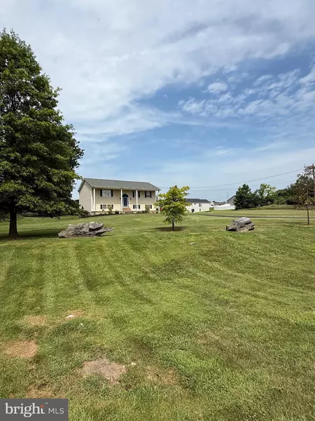 175 WILLIS DR, Bunker Hill, WV 25413
