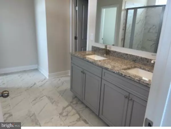 White Plains, MD 20695,10032 SHENANDOAH LN