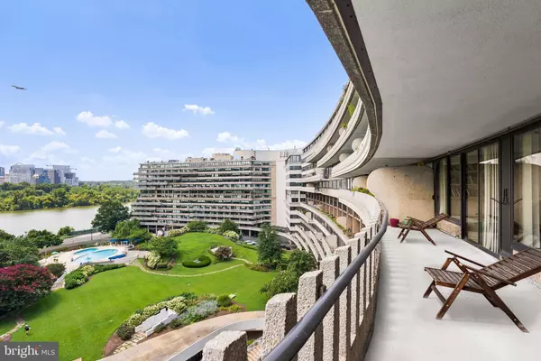 Washington, DC 20037,2500 VIRGINIA AVE NW #903-S