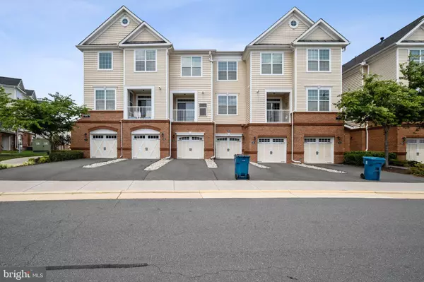 43031 FOXTRAIL WOODS TER #107, Ashburn, VA 20148