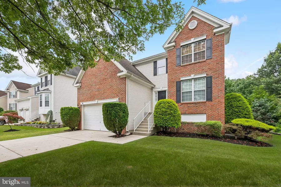 10 GRANDE BLVD, Delran, NJ 08075