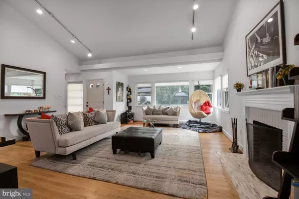 Chevy Chase, MD 20815,7902 ROCTON AVE
