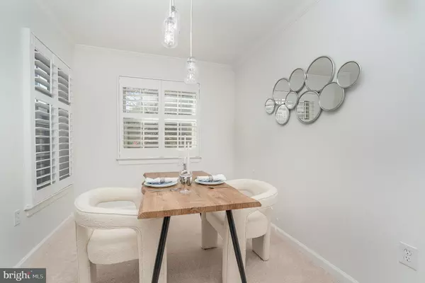 Mclean, VA 22102,1923 WILSON LN #102