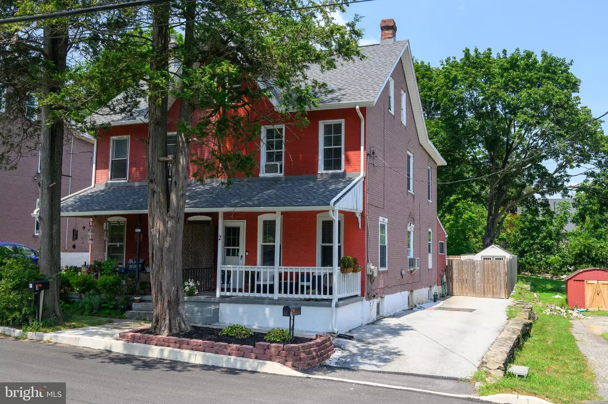 Coatesville, PA 19320,2 WOODLAND AVE