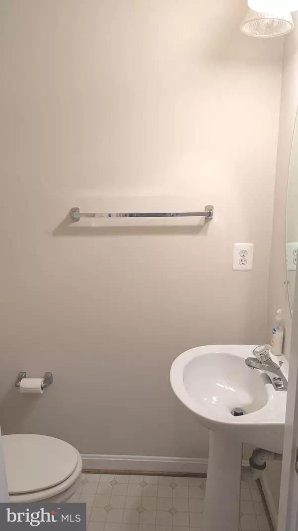 Alexandria, VA 22309,5503 SACRAMENTO MEWS PL