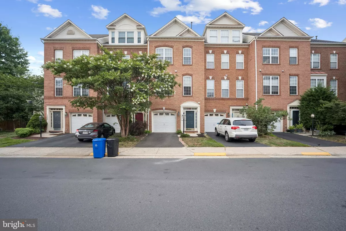 Herndon, VA 20171,13013 PARK CRESCENT CIR