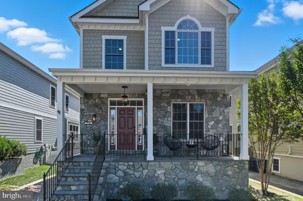 Arlington, VA 22205,5716 5TH ST N