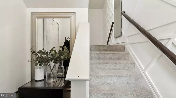 Lanham, MD 20706,9405 GEATON PARK PL