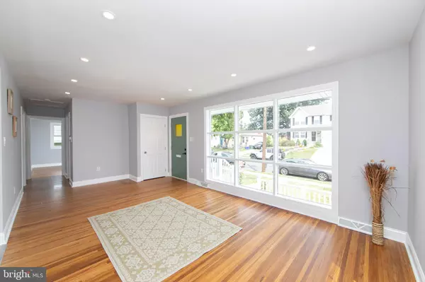 Mount Ephraim, NJ 08059,121 HARDING AVE