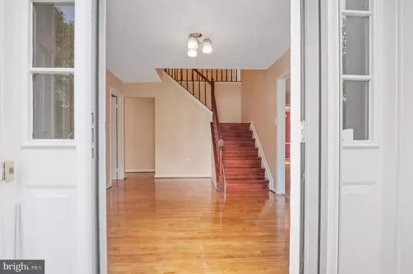 Silver Spring, MD 20906,9 COACHLAMP CT