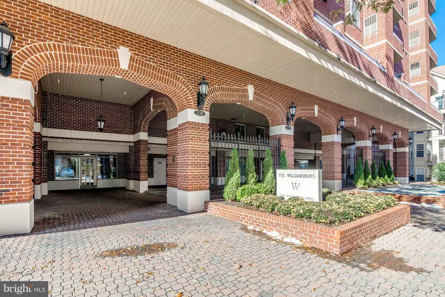1276 N WAYNE ST #219, Arlington, VA 22201