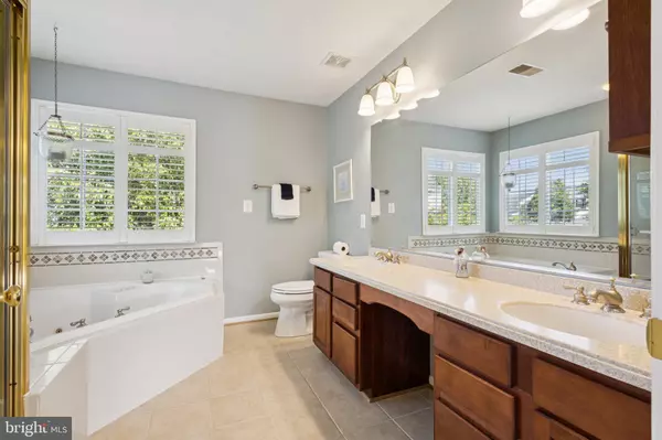 Leesburg, VA 20175,154 ALPINE DR SE