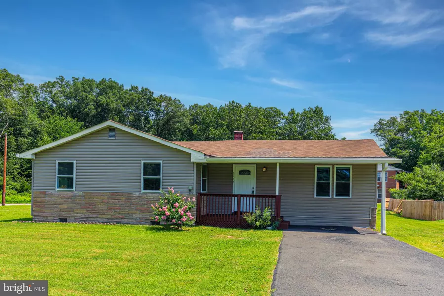 7522 SURRATTS RD, Clinton, MD 20735