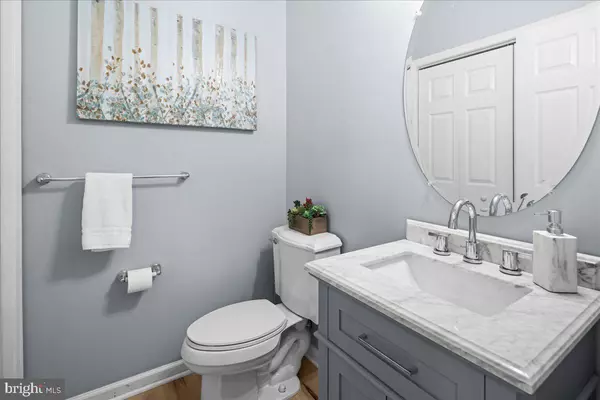 Pennington, NJ 08534,127 NEWMAN CT