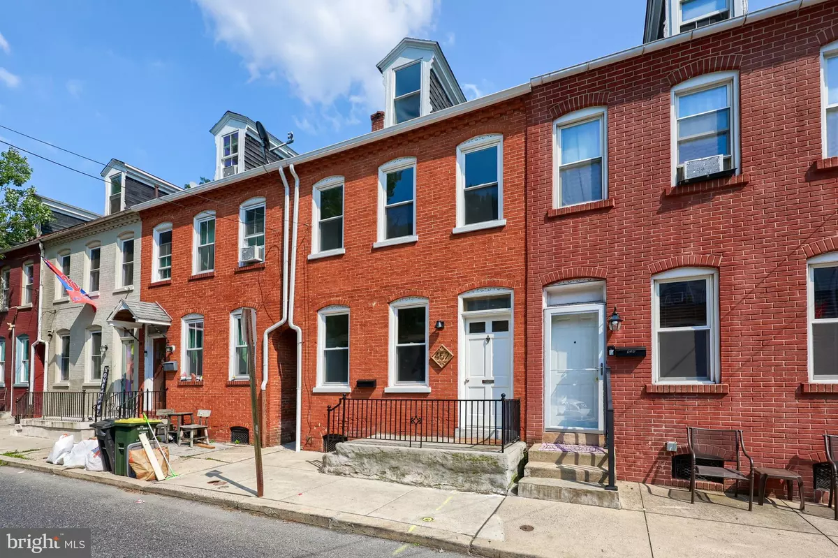 Lancaster, PA 17603,452 FREMONT ST