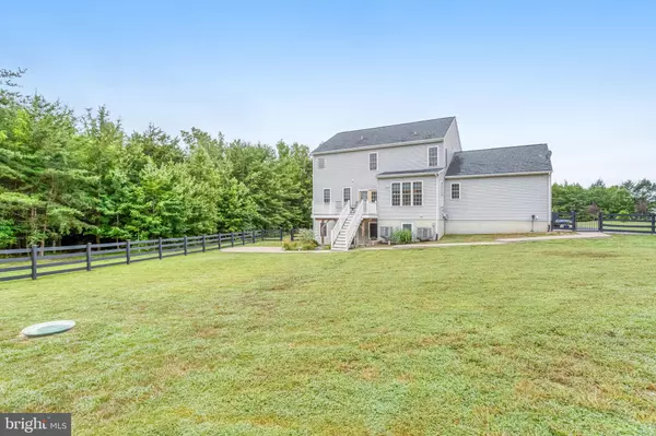 Spotsylvania, VA 22551,6735 THORNBROOK LN