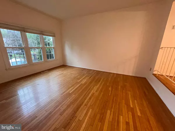 Fairfax, VA 22032,10483 MALONE CT
