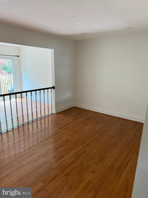 Sterling, VA 20165,55 MILLARD CT