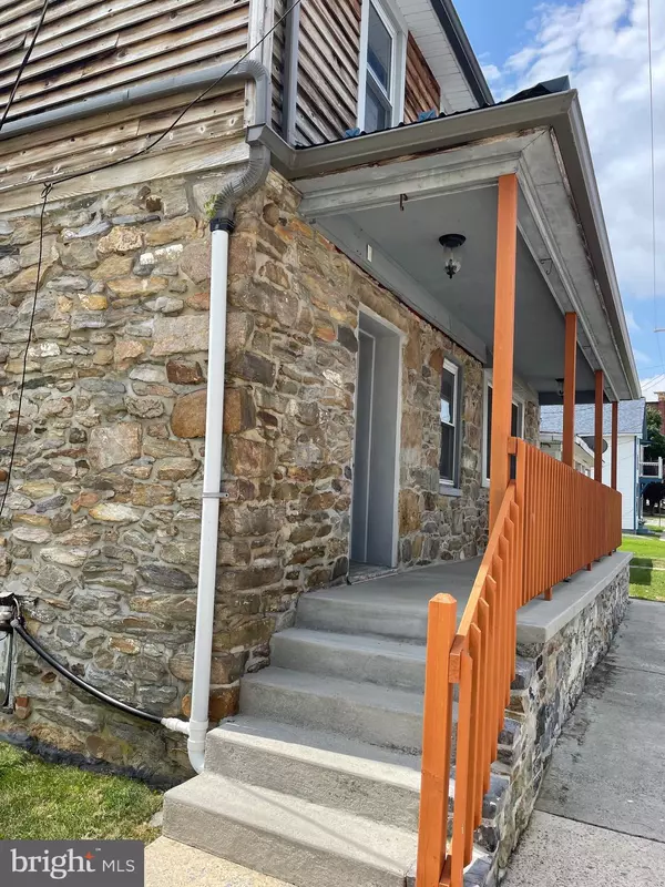 Smithsburg, MD 21783,18 E. WATER ST