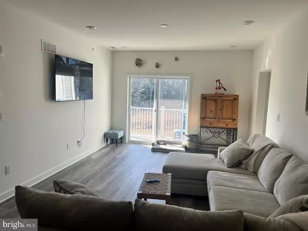 Lewes, DE 19958,33548 OLD SALT LN #2209