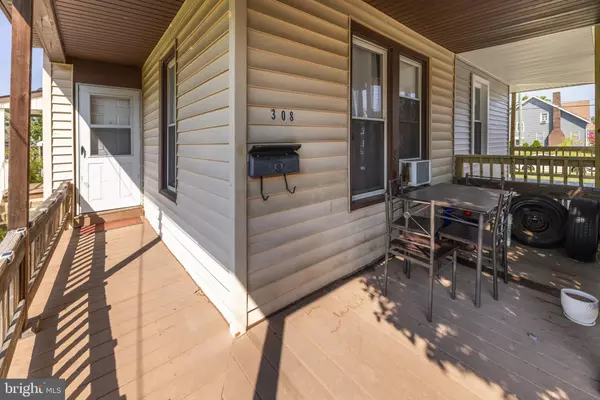 Millville, NJ 08332,308 S 3RD ST