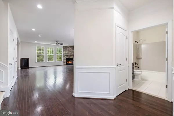 Aldie, VA 20105,24821 BEARDGRASS PL