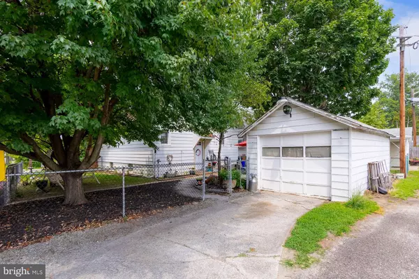 Woodbury, NJ 08096,142 SPRING ST