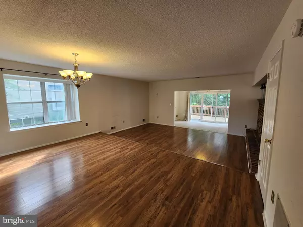 North Brunswick, NJ 08902,57 GOODWIN DR