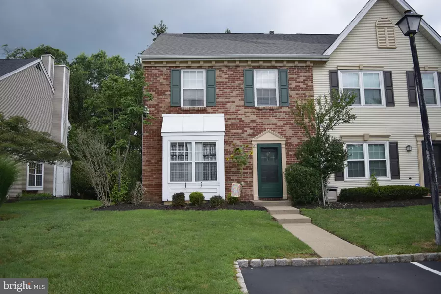 57 GOODWIN DR, North Brunswick, NJ 08902