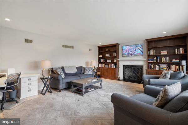 Gladwyne, PA 19035,1530 BRIAR HILL RD