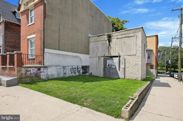 3201 WINTER ST, Philadelphia, PA 19104