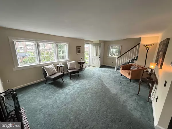 Glenolden, PA 19036,415 W GRAYS AVE