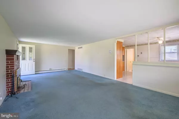 Clementon, NJ 08021,46 WATSON BLVD