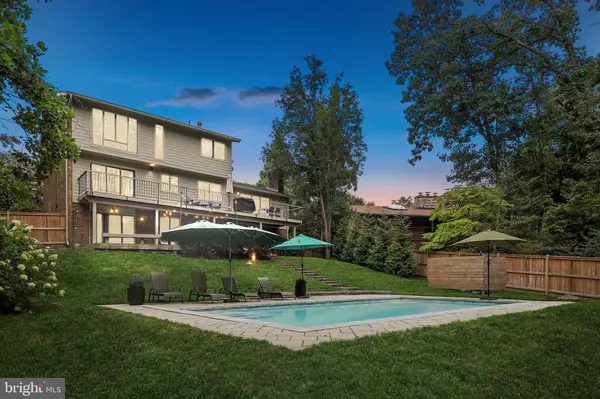 Vienna, VA 22182,1416 WOLFTRAP RUN RD