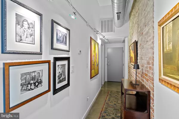 Philadelphia, PA 19123,444 N 4TH ST #219