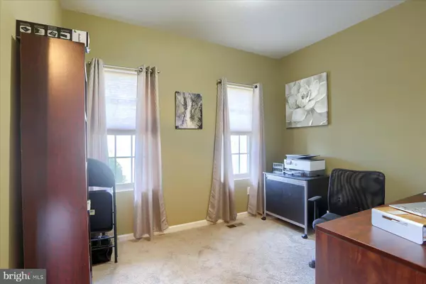 Harrisburg, PA 17110,1812 CAMEO CT