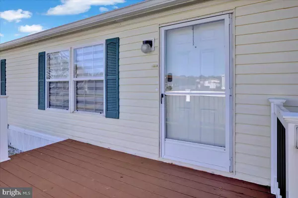 Lancaster, PA 17603,109 FALCON CT