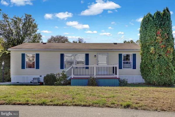 Lancaster, PA 17603,109 FALCON CT